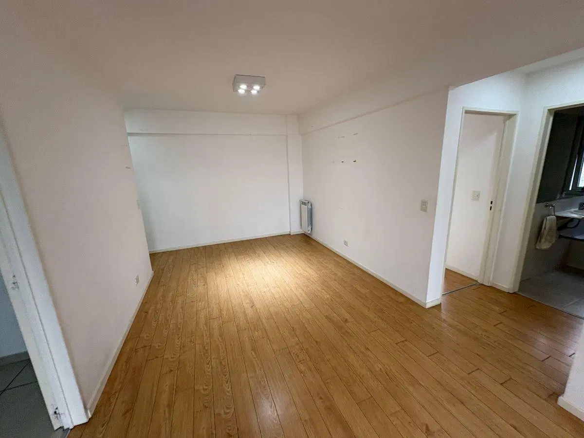 3AMB CATEGORÍA. 2 baños. Super amenities:Pileta.Sum. Seg 24. Pista de caminata. Jardín 3