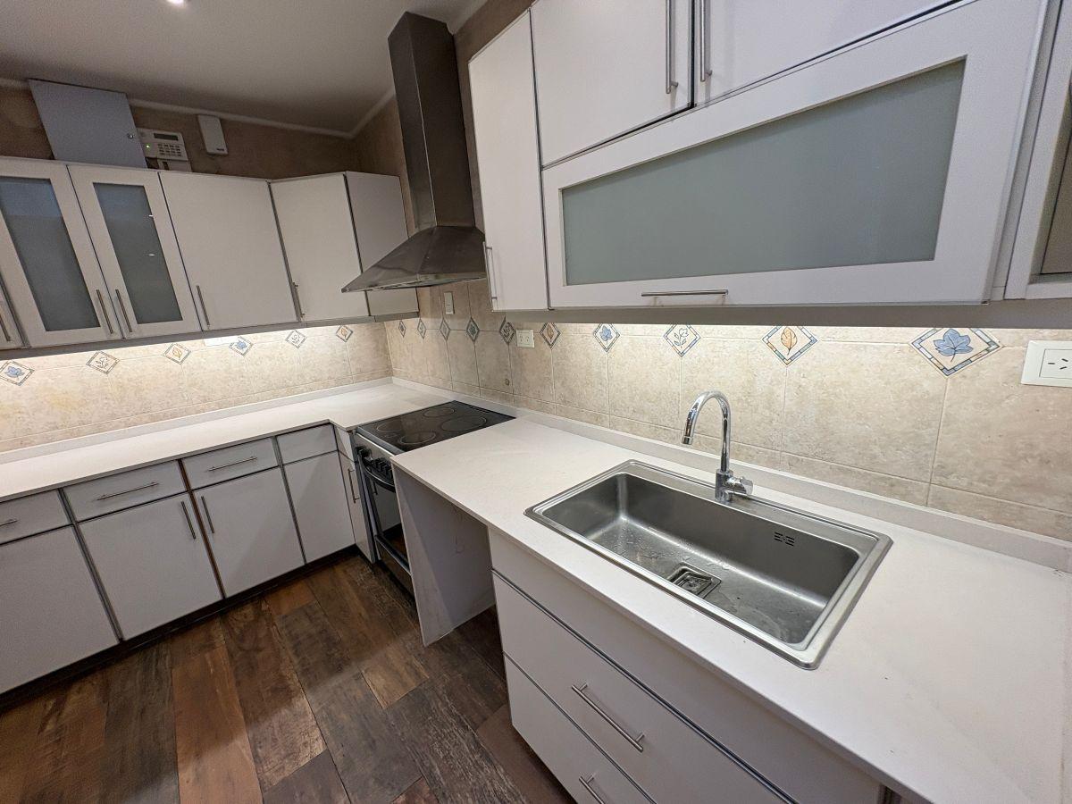 Foto de Exclusiva Casa en 2 plantas . Con terraza., imagen 4