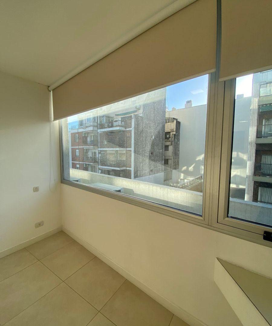 Foto de Exclusivo y Hermoso Ambiente frente ,Luz. Sol.Seg. 24 hs. Pileta, imagen 5