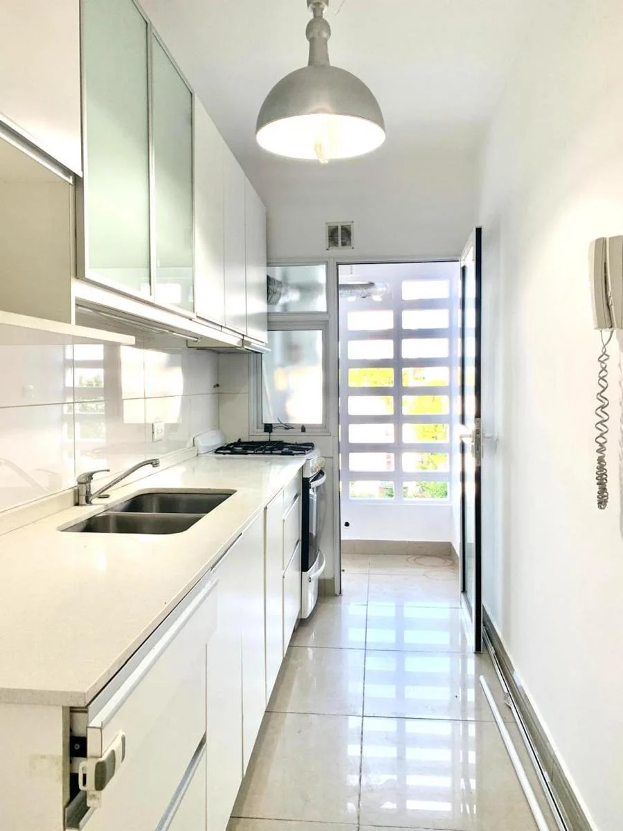 Departamento en Venta, 4 Ambientes en Núñez, Muy Luminoso 1