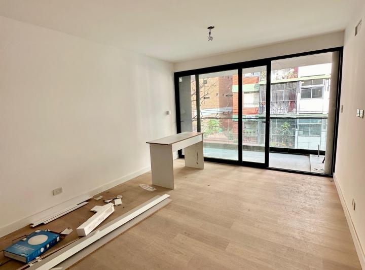 En Venta, 4 ambientes a estrenar, balcón terraza, Belgrano, Full Amenities 3