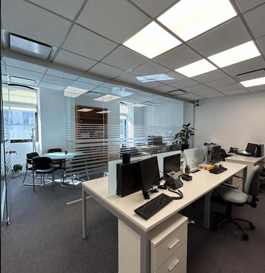 Alquiler - Oficinas sobre Av. Corrientes