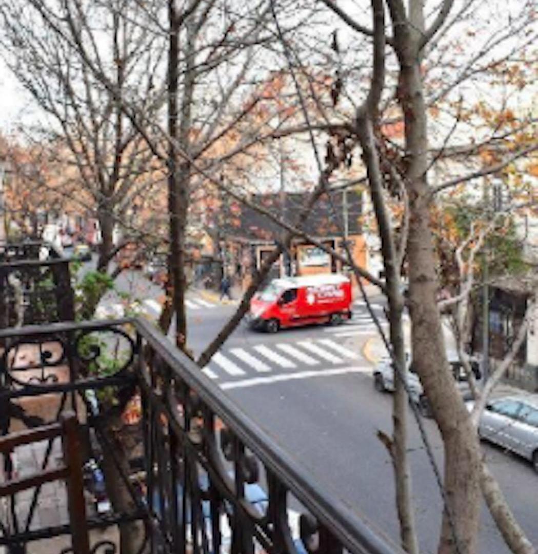 Edificio de 2 ph en block en Almagro - Oportunidad!
