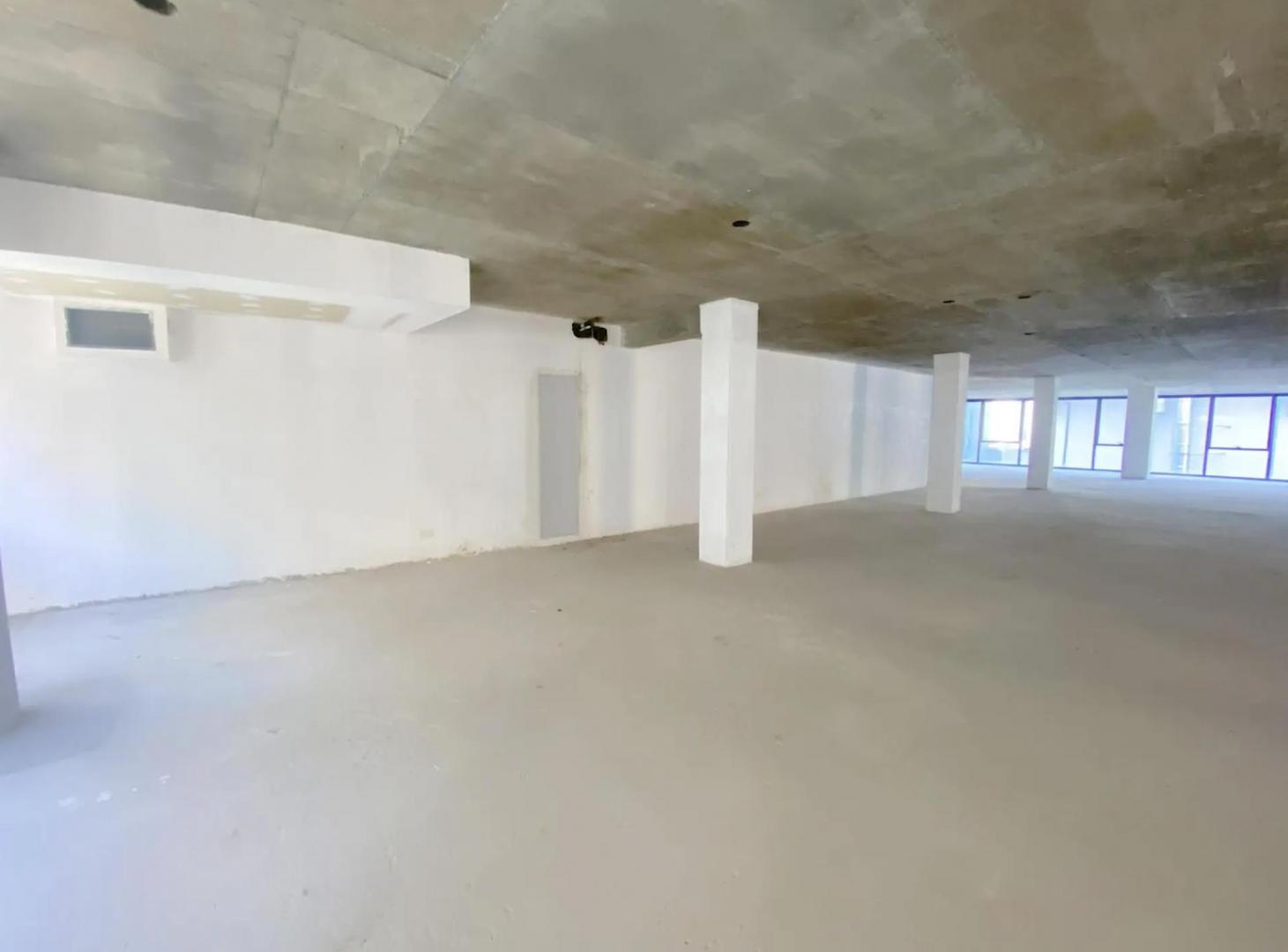 Foto de Edificio con 4500 m² en venta en San Nicolás - Oportunidad, imagen 3