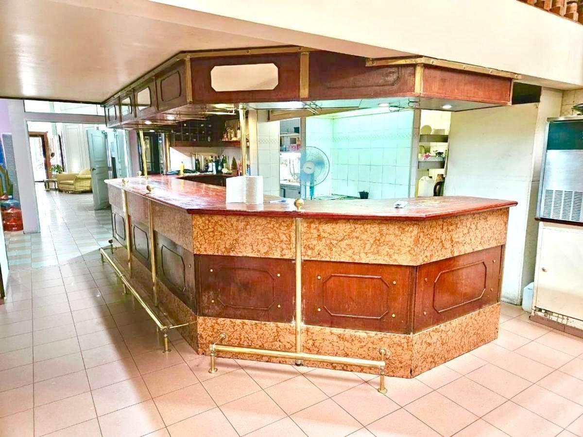 Foto de Hotel de 2400 m² en venta en San Nicolás - Oportunidad, imagen 3