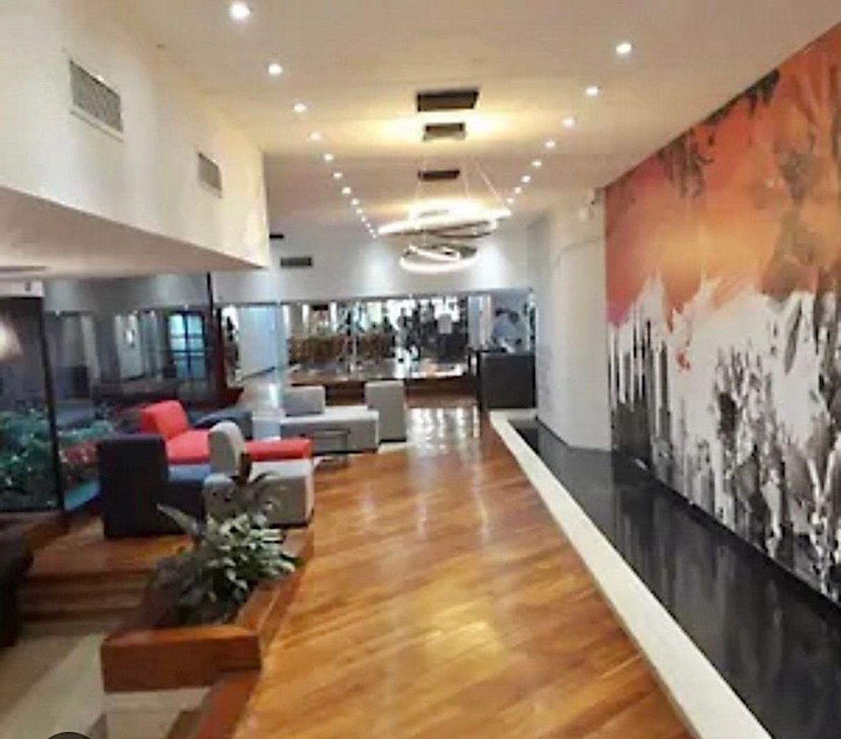Foto de Hotel de 3900 m2 en venta - Retiro, imagen 4