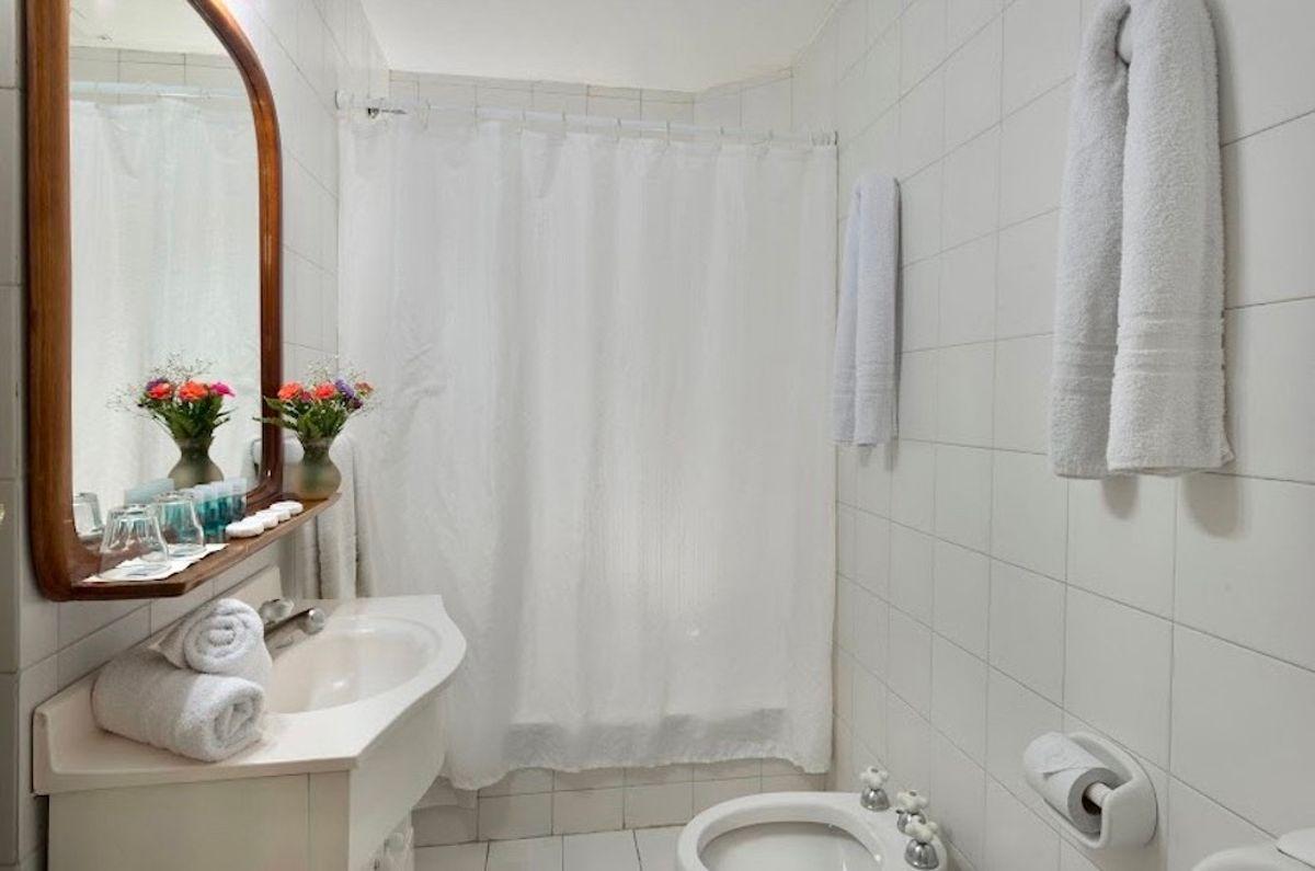 Foto de Hotel de 3900 m2 en venta - Retiro, imagen 2