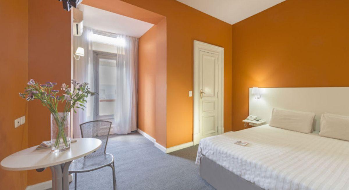 Foto de Venta - HOTEL/EDIFICIO TRADICIONAL sobre Av. 25 de Mayo - Oportunidad, imagen 3