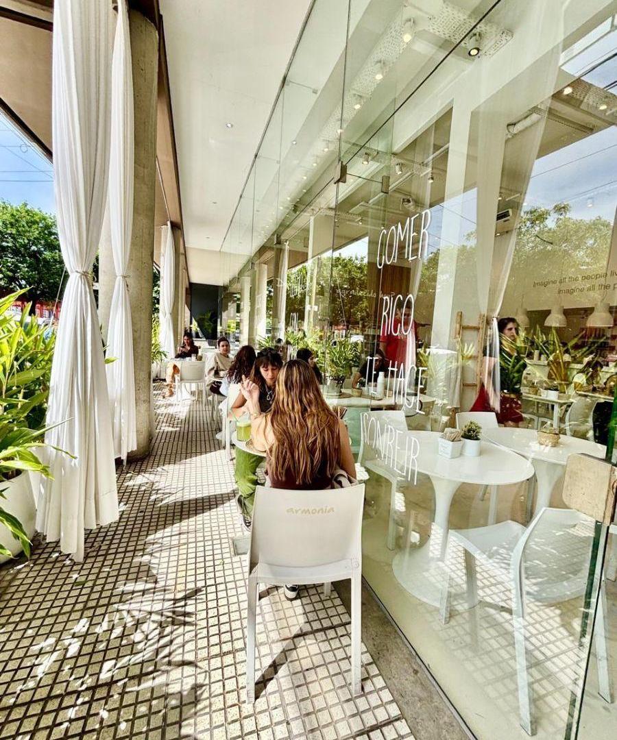 Foto de VENTA – EXCELENTE LOCAL COMERCIAL EN PALERMO / CON RENTA, imagen 3