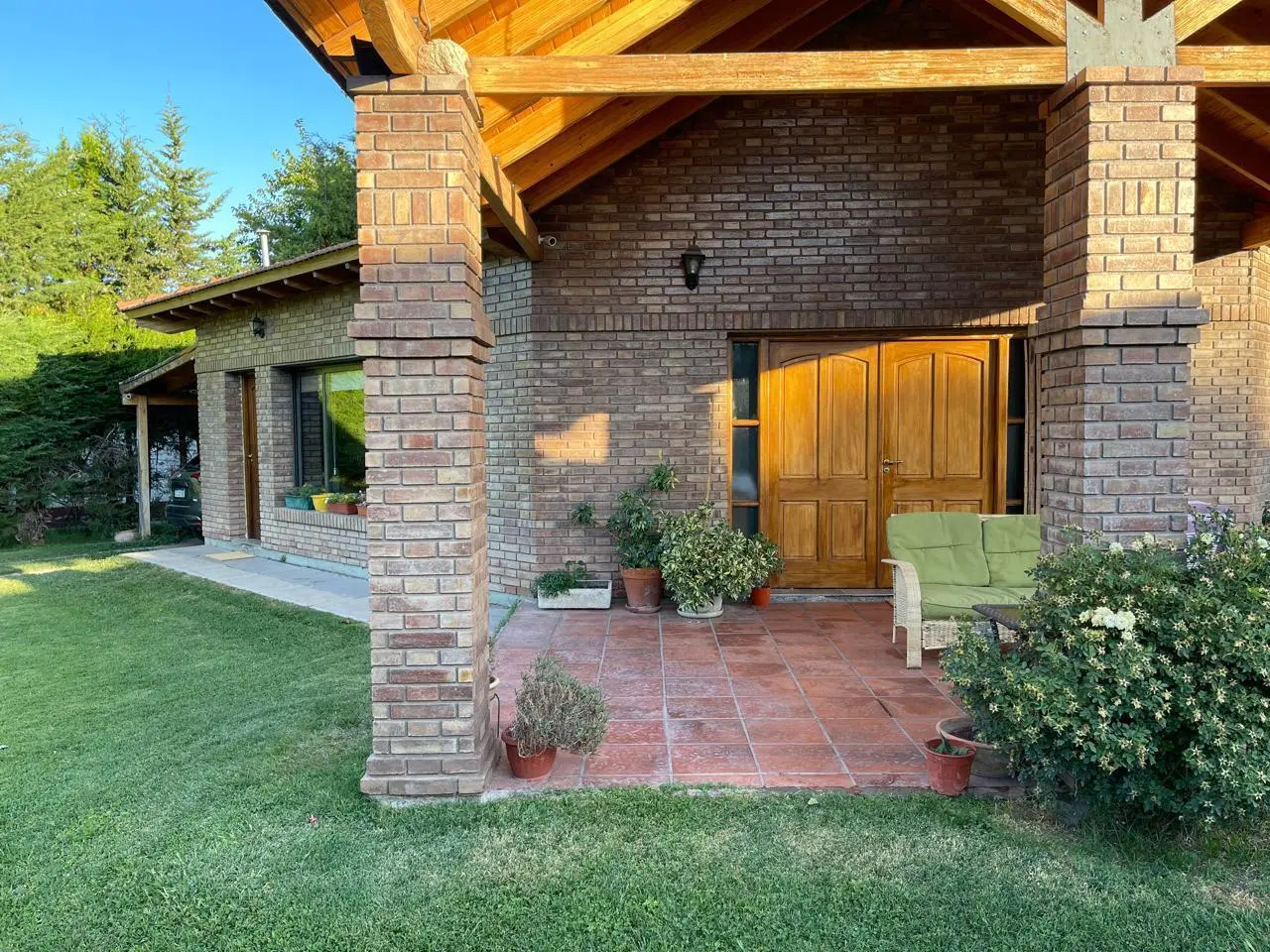 EXCELENTE CASA EN VISTALBA 2