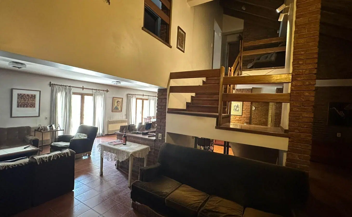 CASA DE CATEGORIA EN SEXTA 2