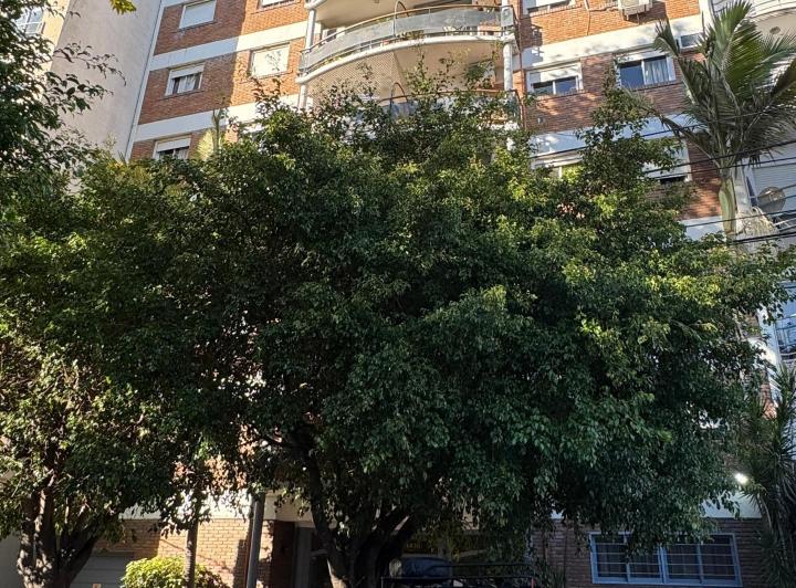 Departamento 3 amb en excelente ubicación 1