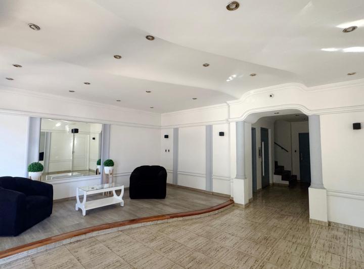 Departamento 3 amb en excelente ubicación 3