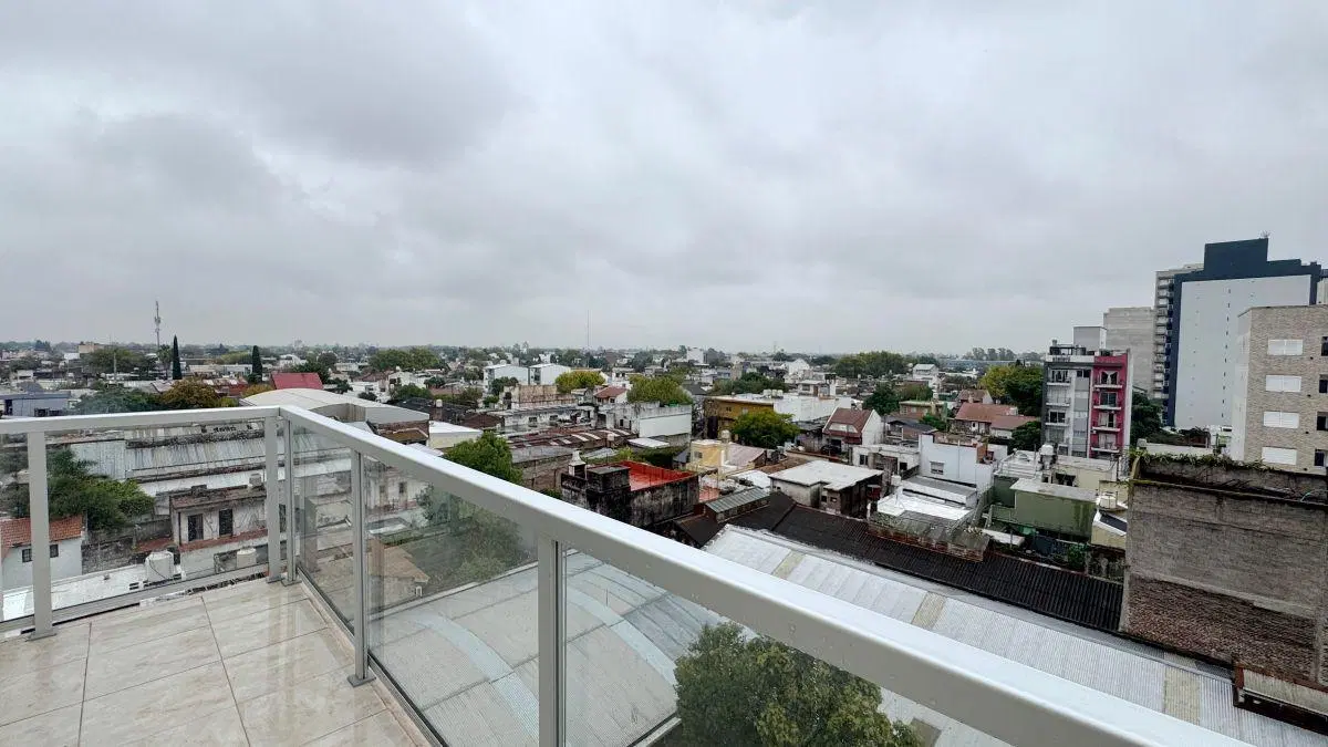 Departamento en alquiler de 3 amb, 2 baños, 3 Balcones y Parrilla 3