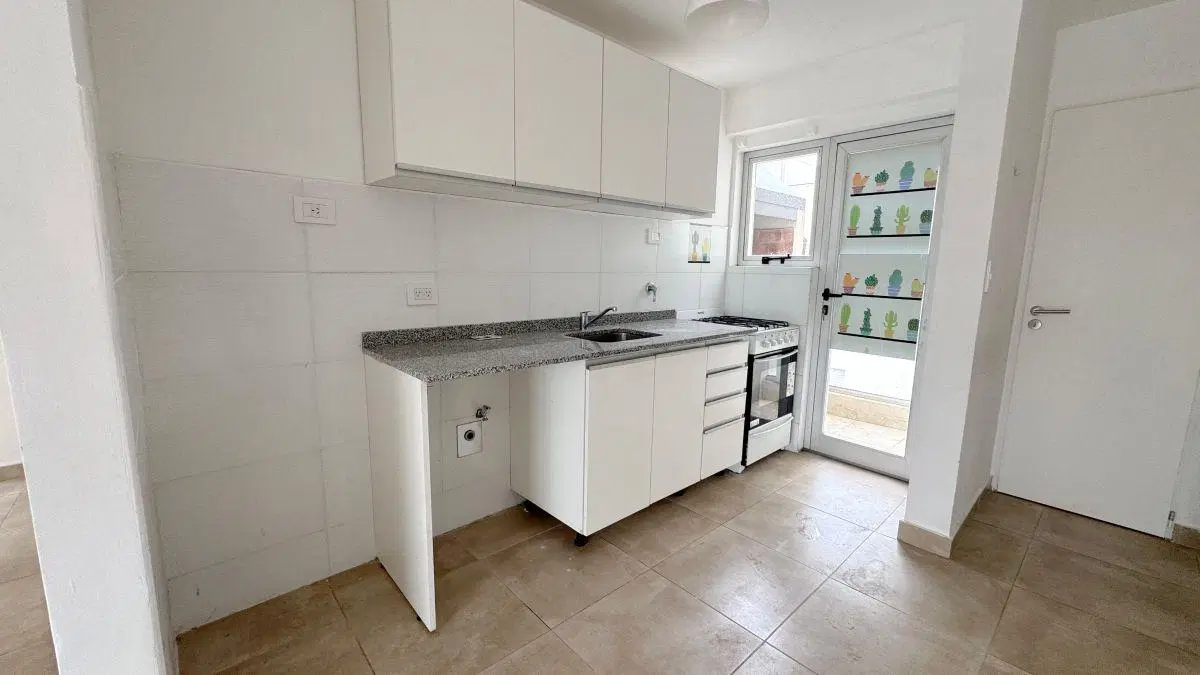 Departamento en alquiler de 3 amb, 2 baños, 3 Balcones y Parrilla 1
