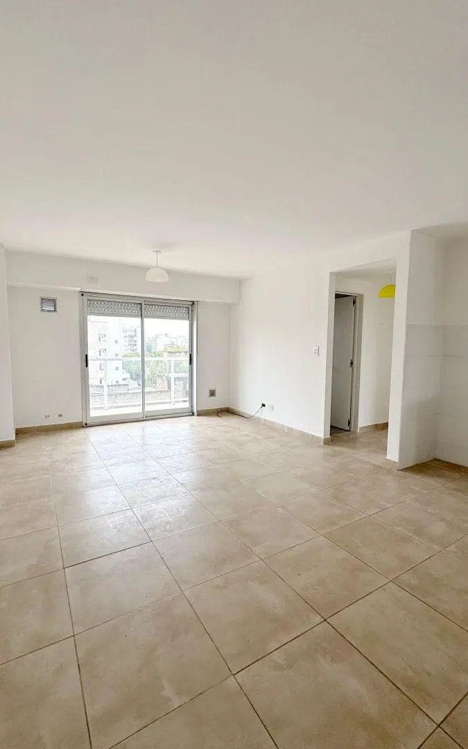 Departamento en alquiler de 3 amb, 2 baños, 3 Balcones y Parrilla 8
