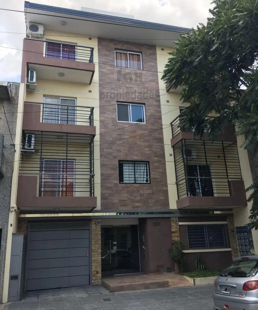 Alquiler monoambiente al frente 3