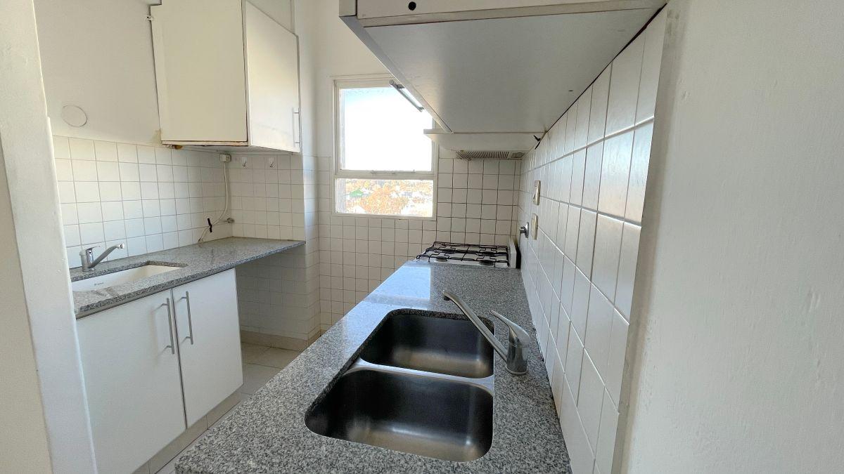 Foto de Departamento Céntrico dos ambientes con balcón, Dorm. en suite con, imagen 2