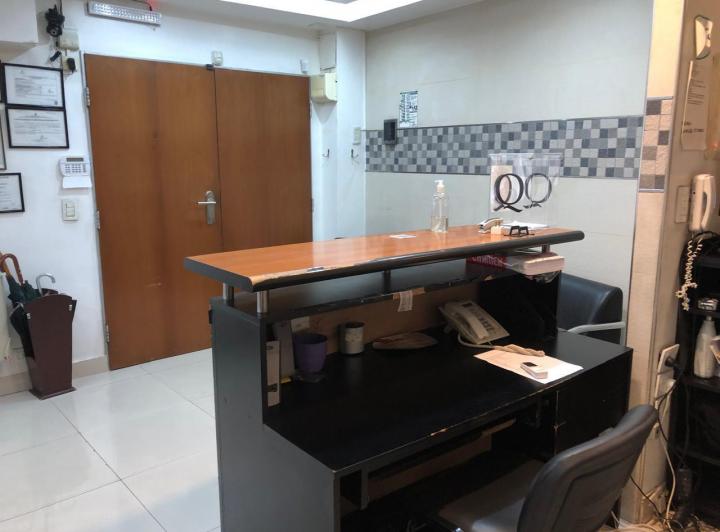 Venta Consultorios o gran Oficina de 6 Ambientes en Recoleta  1