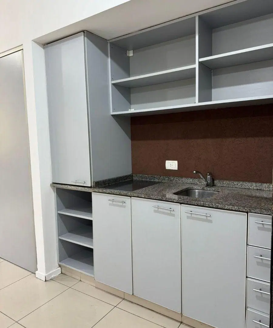 Alquiler Monoambiente con balcón en Paternal 1