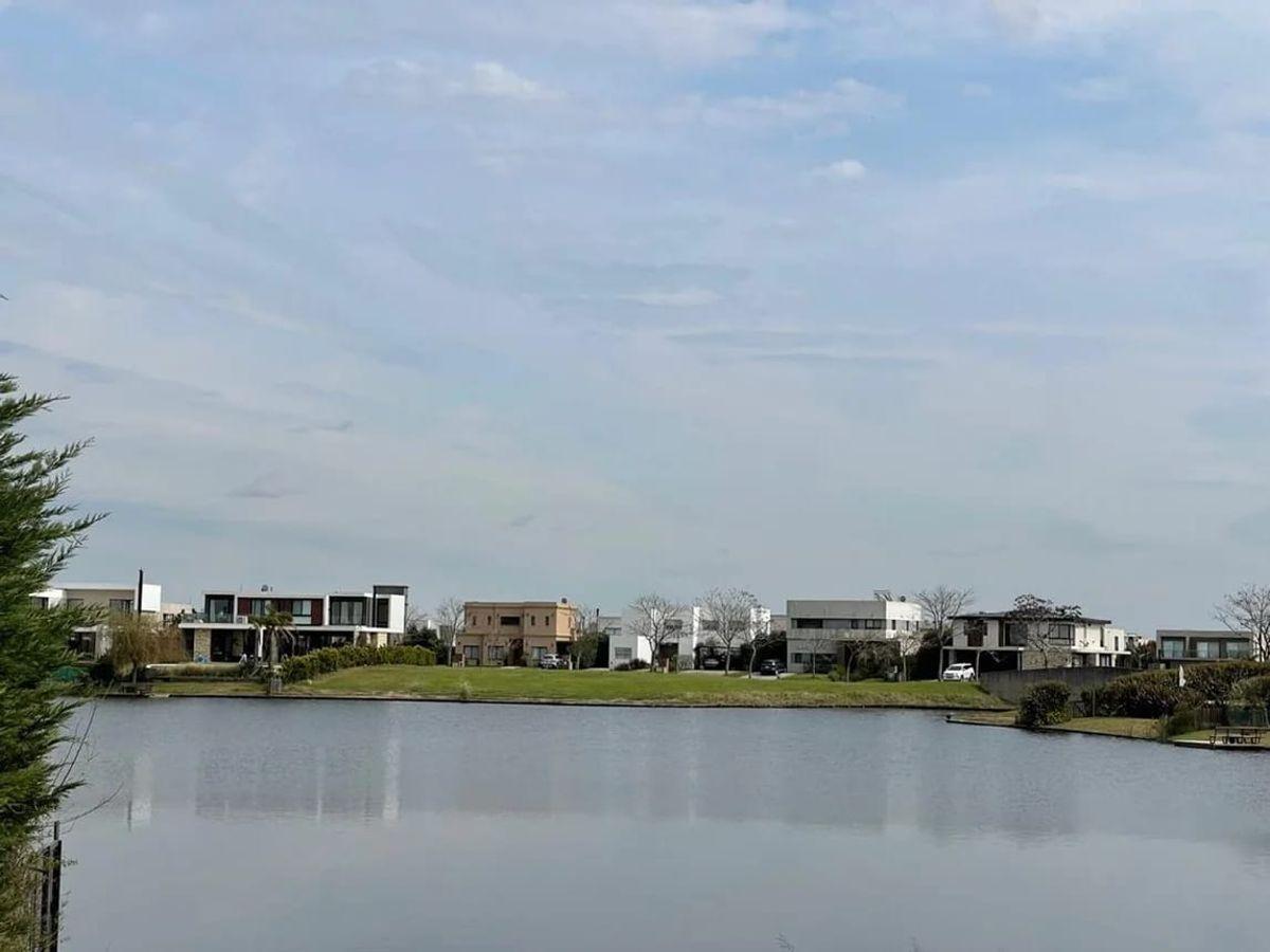 Foto de Lote en Puertos del Lago - Vistas, imagen 1
