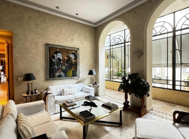 Venta Departamento de categoría en Juncal al 900, Retiro 5