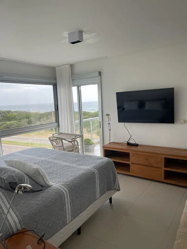 Departamento en alquiler en Punta del Este - Edificio Brava 28 4