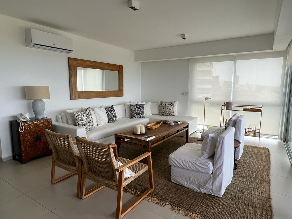 Departamento en alquiler en Punta del Este - Edificio Brava 28