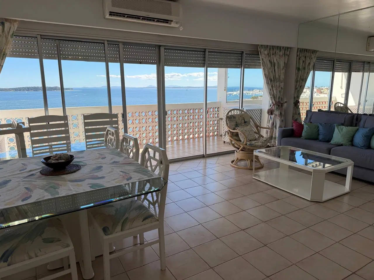 Departamento en Playa Mansa 1