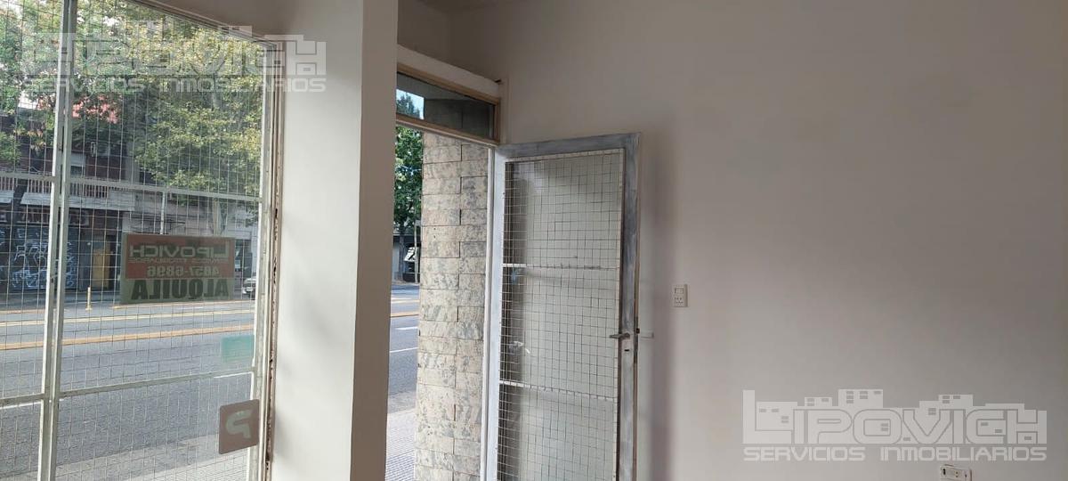 Local - Juan B Justo Al 5000 - Paternal 5