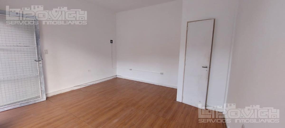 Local - Juan B Justo Al 5000 - Paternal 2
