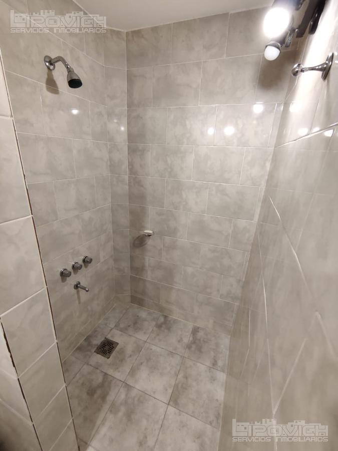Oficina Reciclada. 1° Piso. Balcon Frances. Subte B. 3