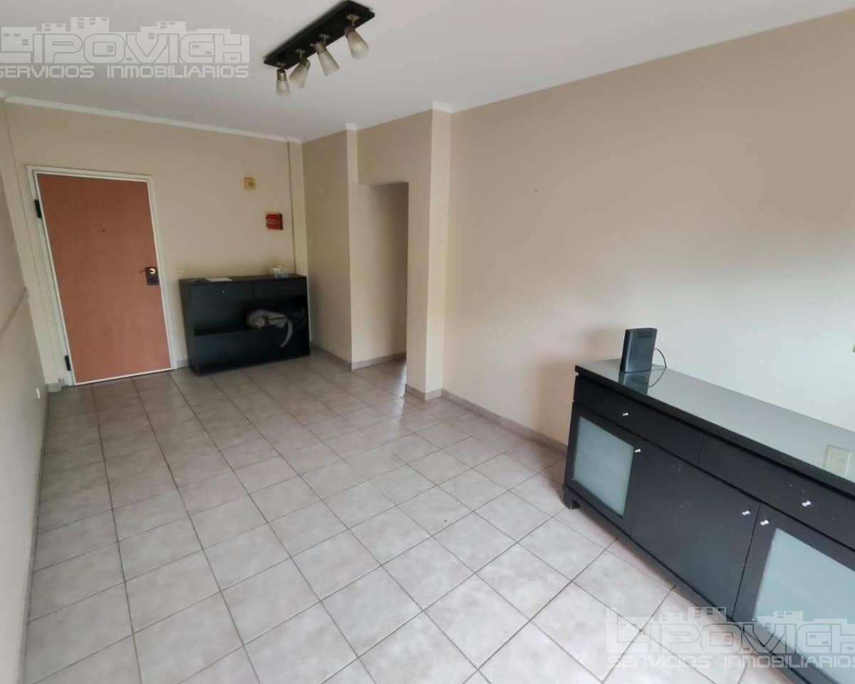 Departamento en Venta, 3 Amb. Calderon de La Barca 1800, Cochera, Balcon, Monte Castro 1