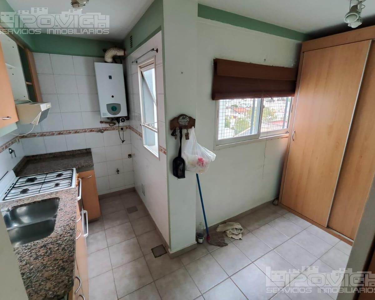 Departamento en Venta, 3 Amb. Calderon de La Barca 1800, Cochera, Balcon, Monte Castro 5