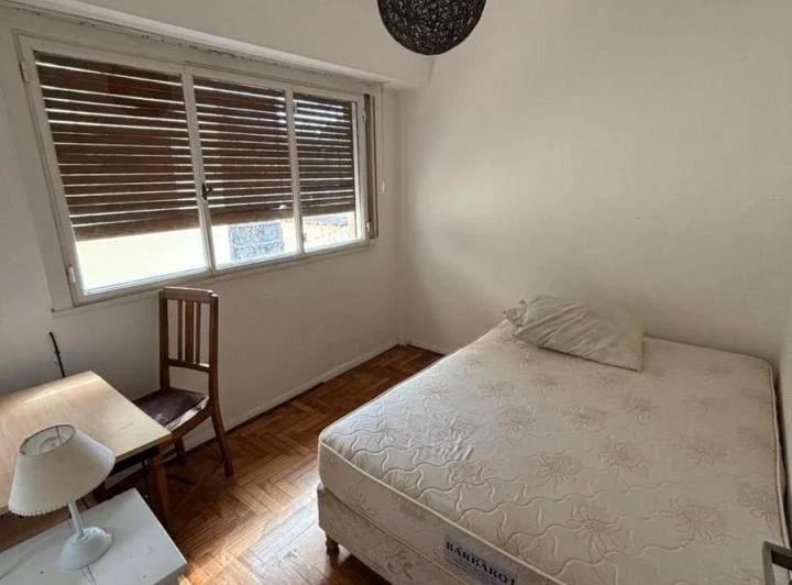 Departamento en alquiler. 3 ambientes al contrafrente. Metrobus. Av. Juan B. Justo 2700. V. Crespo 5