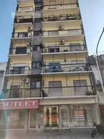 Monoambiente. PB Interno. C/Patio. Conexion a lavarropas. Juan B Justo al 5000 - Villa Gral.Mitre 2
