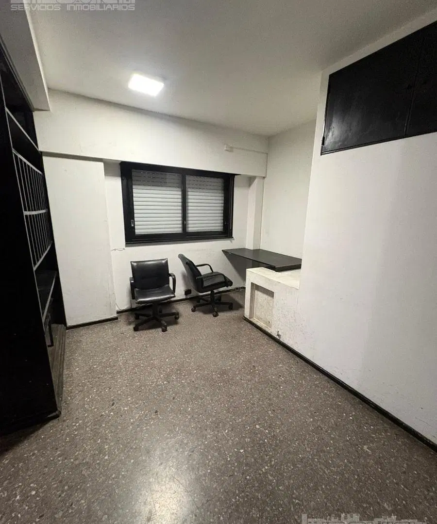 LOCAL EN ALQUILER. 122 MTS. SOTANO Y PATIO. APTO TODO RUBRO. AV. JUAN B. JUSTO 3800. PATERNAL 5