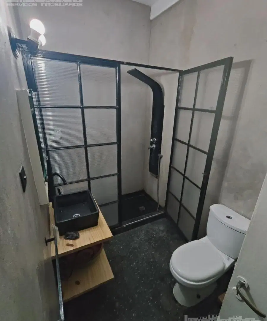 Departamento en venta. 3 ambientes en PB con patio. Lavadero. Yatay al 700. Almagro 5