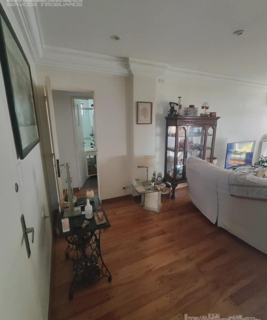 Departamento en venta. 4 ambientes c/ dep. 2 balcones. Baulera. Acoyte al 500. Caballito.