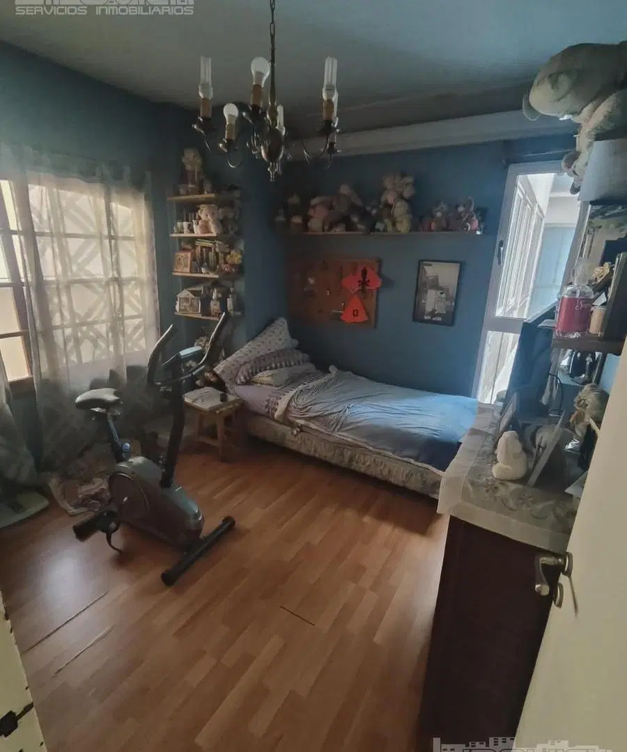 Departamento en venta. 4 ambientes c/ dep. 2 balcones. Baulera. Acoyte al 500. Caballito. 3