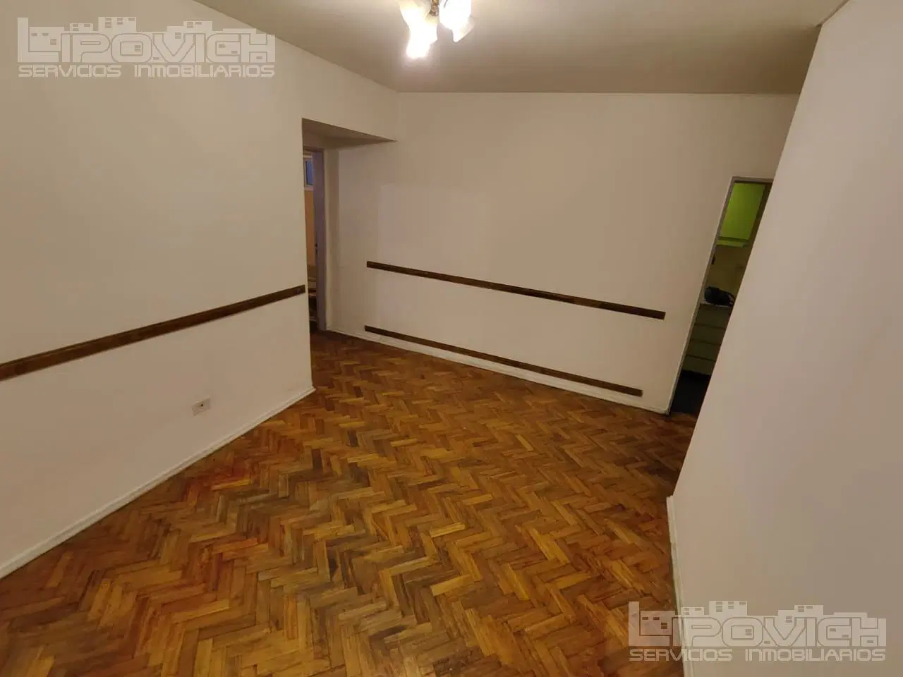 Alquiler 2 ambientes. Apto profesional. A mts de Metrobus. Av. Juan B Justo al 4000. Paternal 5