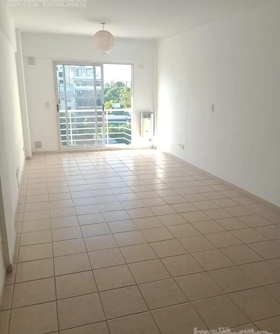Monoambiente en alquiler. Contrafrente con balcón. Amenities. Pileta. Lavalleja al 100. Villa Crespo 3