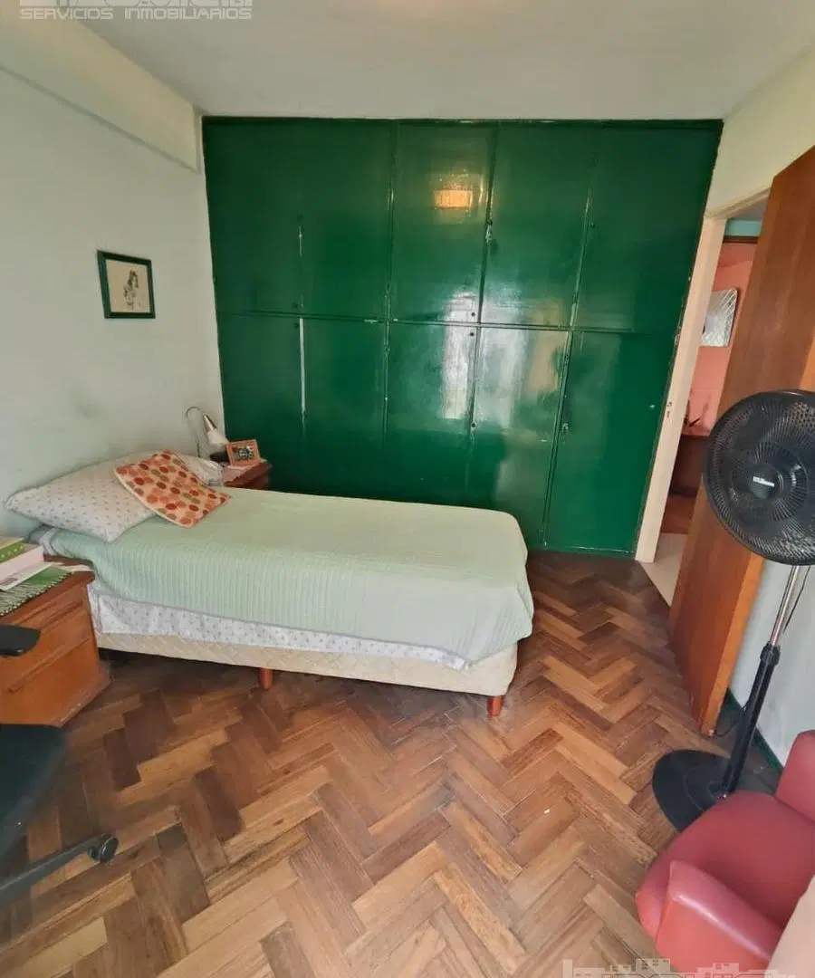 Venta 4 ambientes al frente con balcón y patio. Felipe Vállese al 3500. Floresta. 4