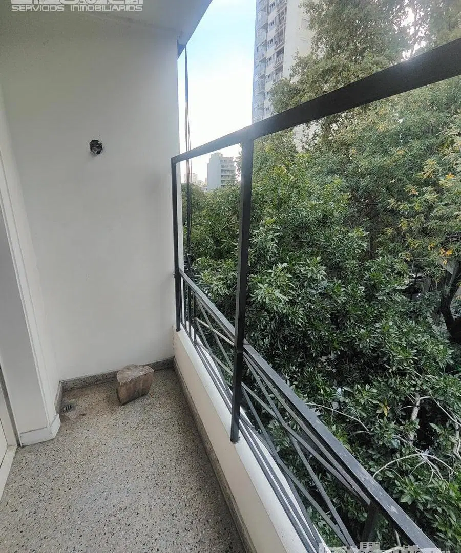 Departamento en Venta, Gurruchaga 300. Frente con balcón, Subte B y metrobus. Villa Crespo. 3