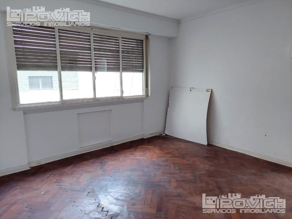Oficina en venta. 5 oficinas. Recepción. 2 baños. A metros de Subte B. Callao 500. Tribunales