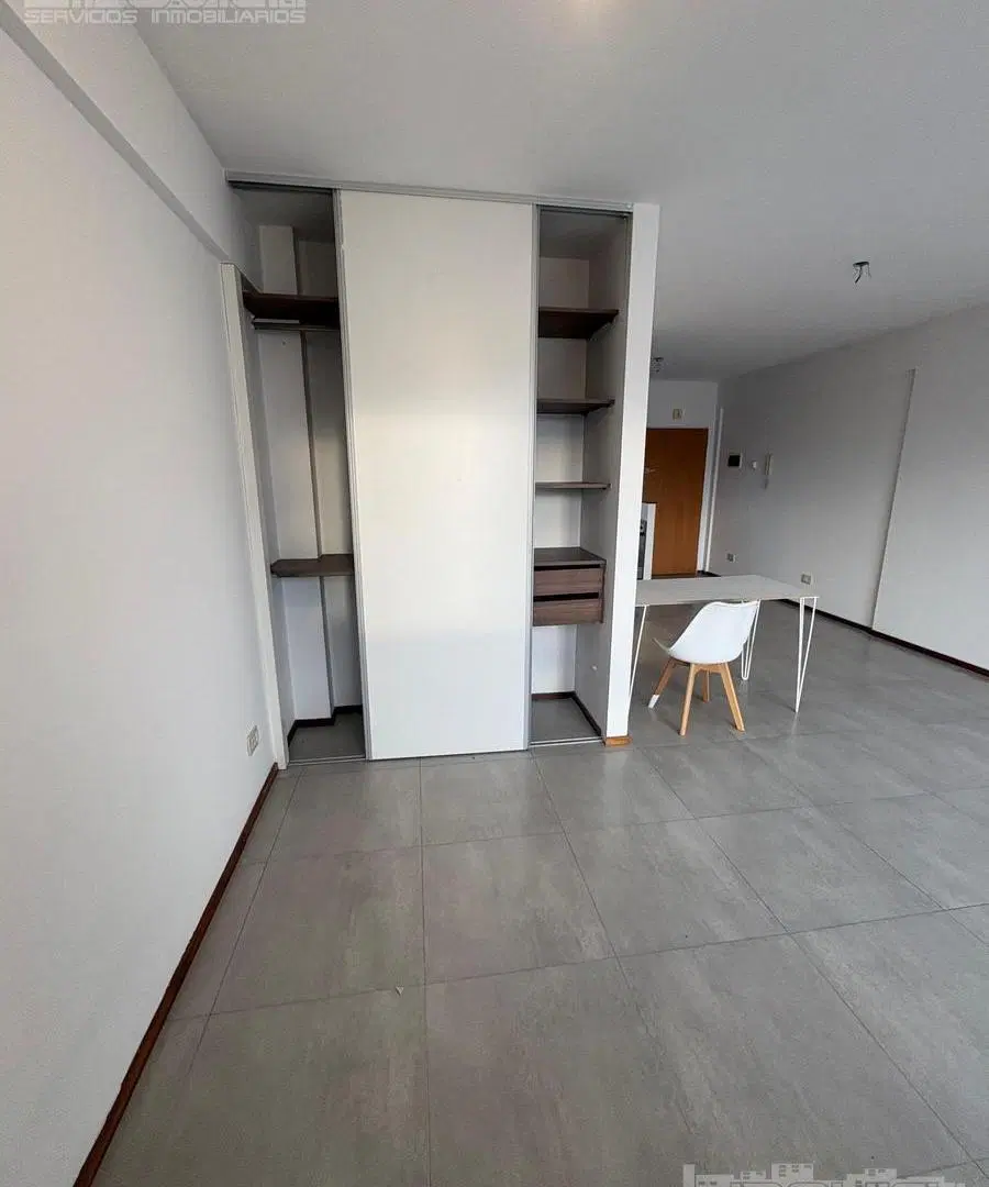 Ambiente divisible. 6° Frente. con Balcón. Vigilancia. Amenities. Av. E.stado de Israel 4600 2