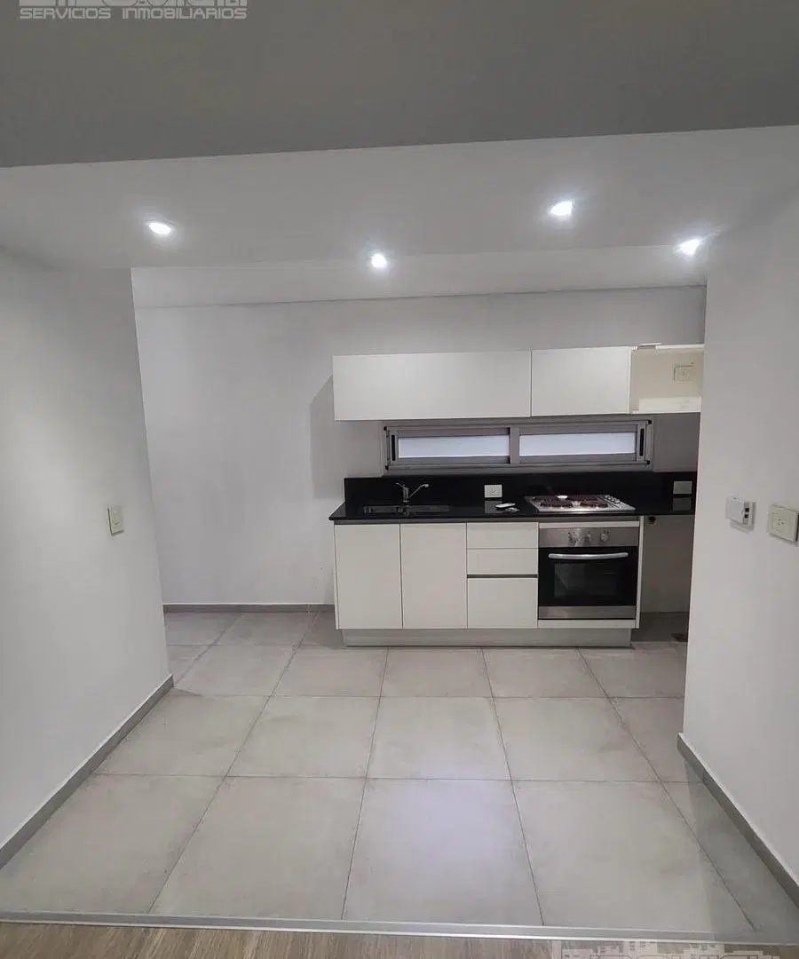 Departamento en venta, 2 amb. Otamendi 600, pileta, sum con parrilla, cochera. Caballito 2