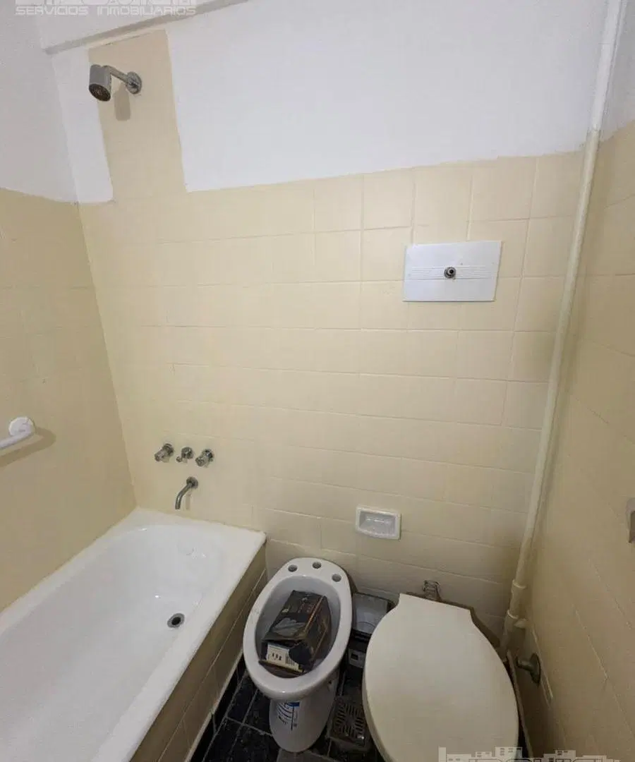 Departamento en alquiler, 3 ambientes, balcón, lavadero, luminoso. Padilla al 700. Villa Crespo 4