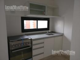 Foto de Venta de monoambiente. 2º al contrafrente c/ balcón. Pileta. Amenities. Granaderos al 600. Flores, imagen 4