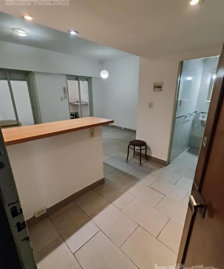 Monoambiente. PB Interno. C/Patio. Conexion a lavarropas. Juan B Justo al 5000 - Villa Gral.Mitre 1